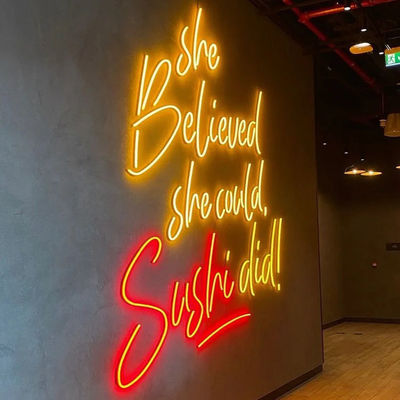 Luces para fiestas con logotipo de decoración de letras Luces LED personalizadas con fuente de alimentación de adaptador