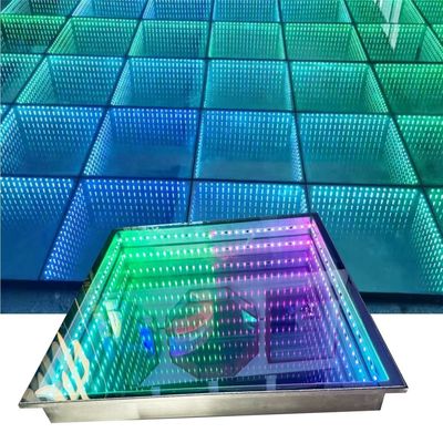Imágenes deslumbrantes con azulejos líquidos de suelo y soporte de luz de ladrillo oscura