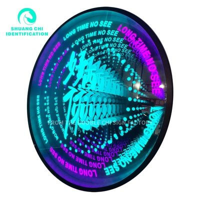 Casas de acero inoxidable Tiles de espejo 3D personalizados con tira LED en estilo contemporáneo