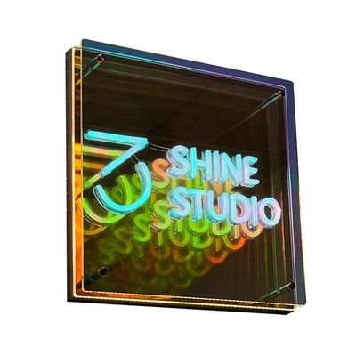 Espejos de infinito personalizados de letras de LED para una fácil instalación