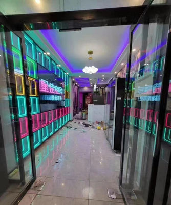 Espejos LED de ventilador de holograma 3D personalizados con 300000 horas de vida útil
