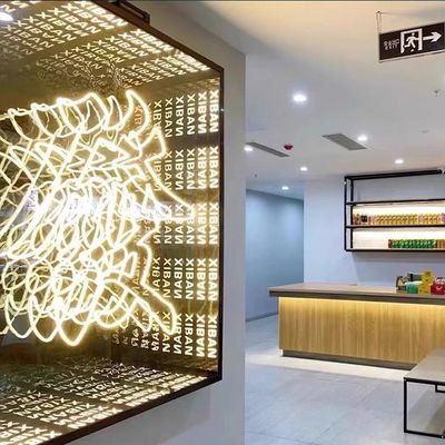 3D Abyss Mirror Neon Acrílico Letras luminosas con luces Neno Delicado tamaño personalizado